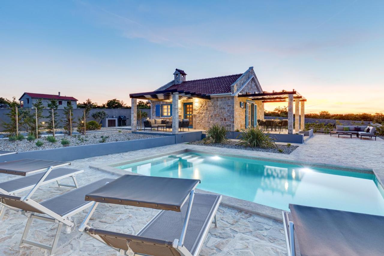 Stonehouse Milan Villa Ražanac Dış mekan fotoğraf
